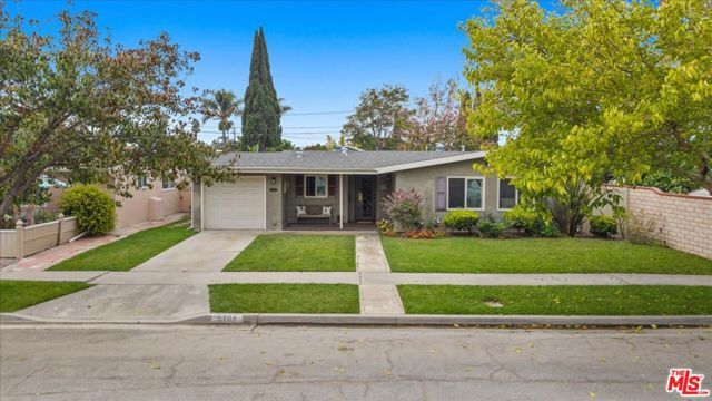 6708 E De Leon Street, Long Beach, CA 90815