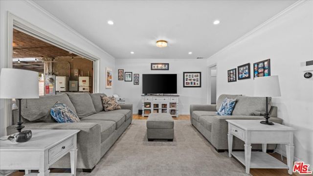 6708 E De Leon Street, Long Beach, CA 90815