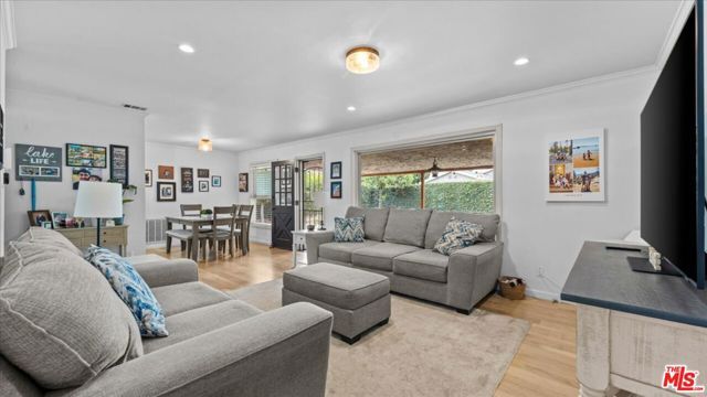 6708 E De Leon Street, Long Beach, CA 90815