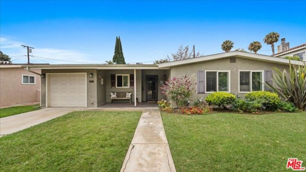 6708 E De Leon Street, Long Beach, CA 90815