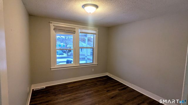 116 Old Foxon Road, East Haven, CT 06513