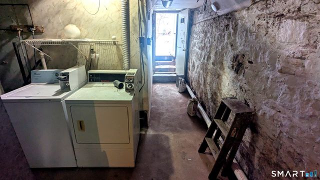 116 Old Foxon Road, East Haven, CT 06513