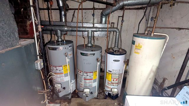 116 Old Foxon Road, East Haven, CT 06513