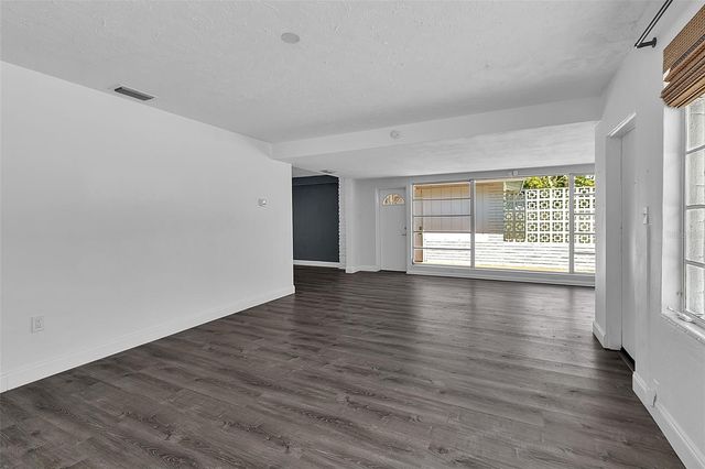 2019 CHIPPAWA PLACE, Sarasota, FL 34234