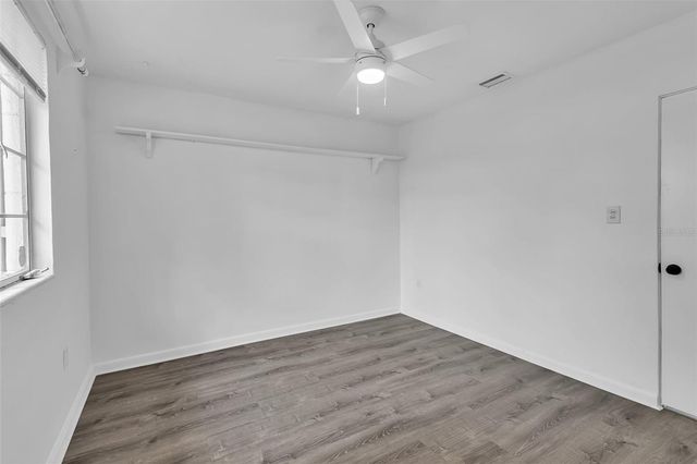 2019 CHIPPAWA PLACE, Sarasota, FL 34234