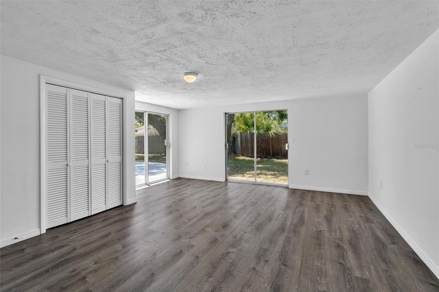 2019 CHIPPAWA PLACE, Sarasota, FL 34234