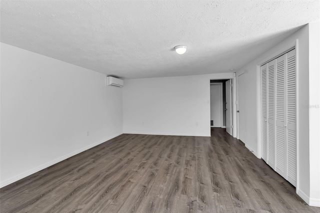 2019 CHIPPAWA PLACE, Sarasota, FL 34234