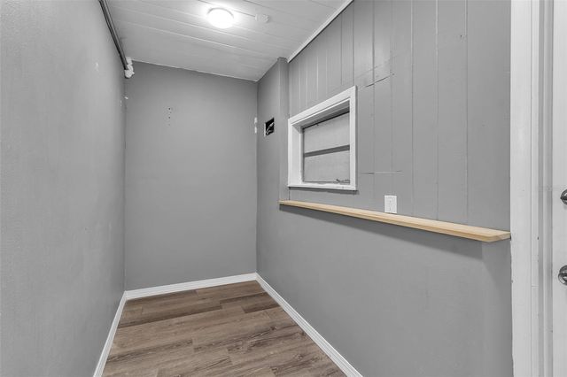 2019 CHIPPAWA PLACE, Sarasota, FL 34234