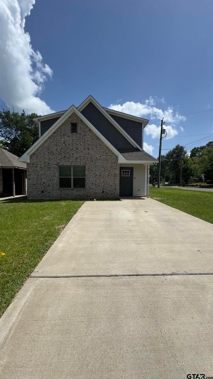 826 W Franklin, Tyler, TX 75702