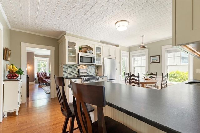 42 Lawrence St, Waltham, MA 02451
