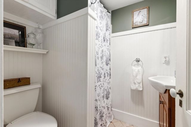 42 Lawrence St, Waltham, MA 02451