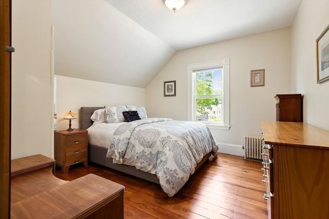 42 Lawrence St, Waltham, MA 02451