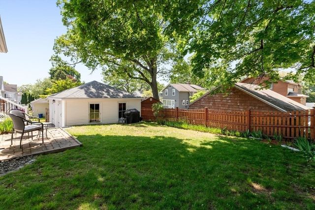 42 Lawrence St, Waltham, MA 02451