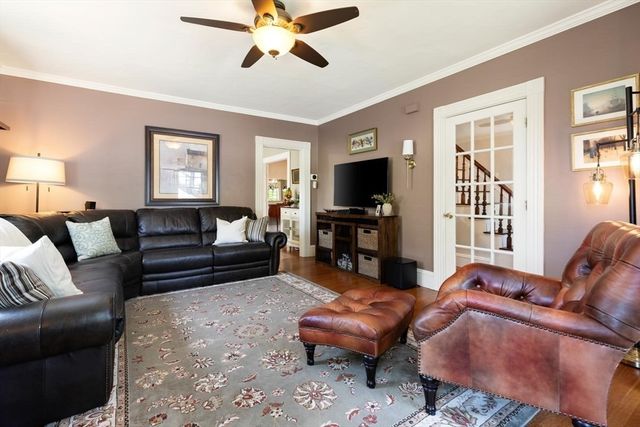 42 Lawrence St, Waltham, MA 02451