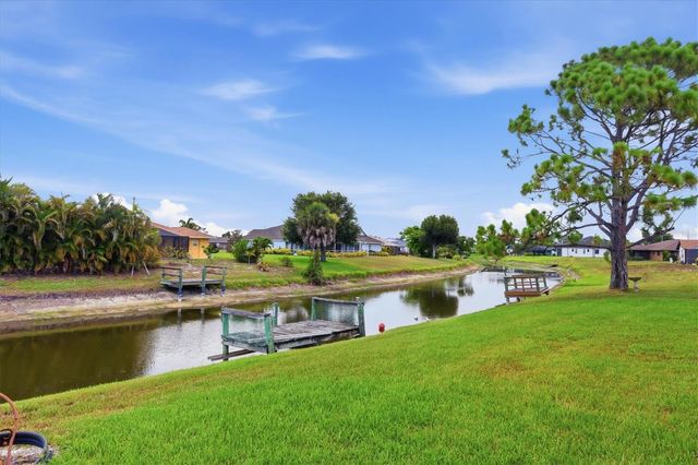 156 MARK TWAIN LANE, Rotonda West, FL 33947