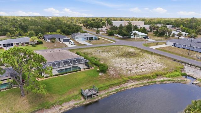 156 MARK TWAIN LANE, Rotonda West, FL 33947