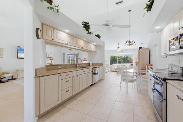 156 MARK TWAIN LANE, Rotonda West, FL 33947