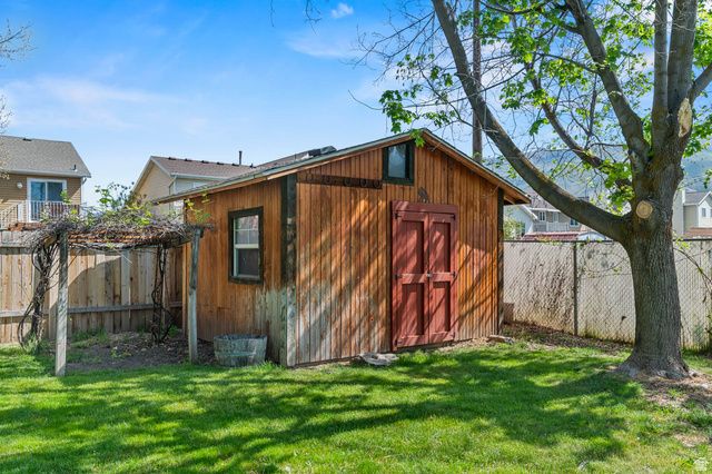 429 E 1700 S, Kaysville, UT 84037