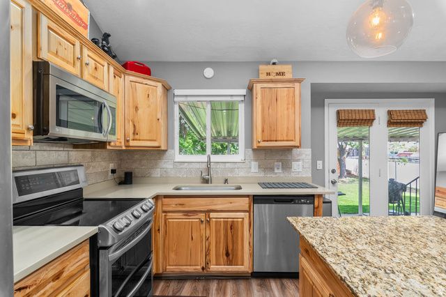429 E 1700 S, Kaysville, UT 84037