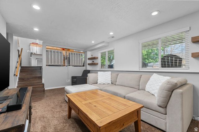 429 E 1700 S, Kaysville, UT 84037