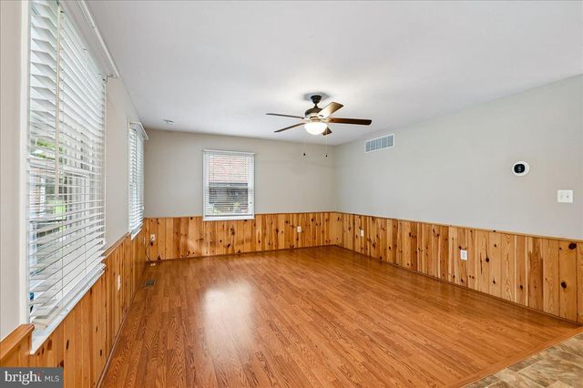 3592 FONTRON DR, Edgewater, MD 21037