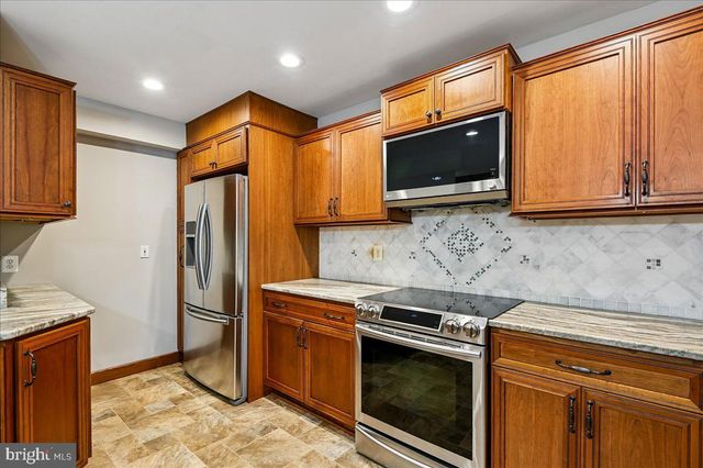 3592 FONTRON DR, Edgewater, MD 21037
