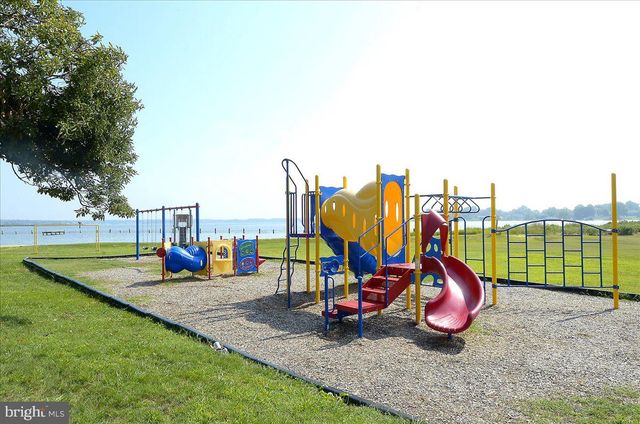 3592 FONTRON DR, Edgewater, MD 21037