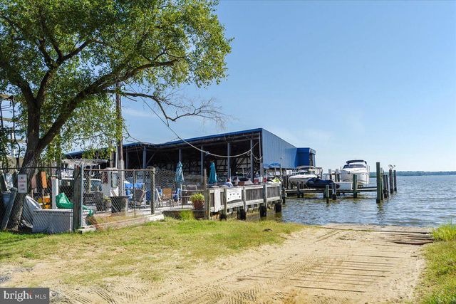 3592 FONTRON DR, Edgewater, MD 21037