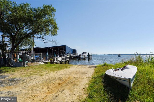 3592 FONTRON DR, Edgewater, MD 21037