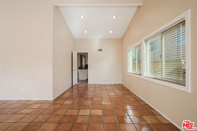 17141 Nevette Court, Canyon Country, CA 91387