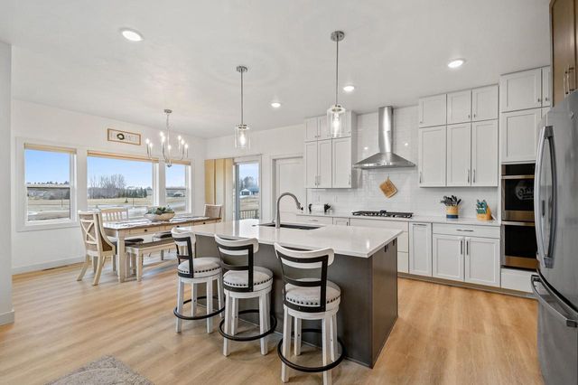 655 SUNSET, Green Bay, WI 54313