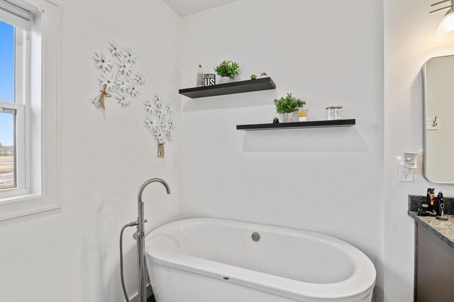 655 SUNSET, Green Bay, WI 54313