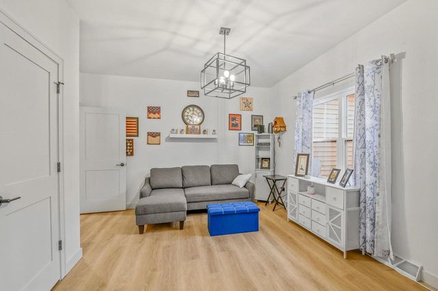 655 SUNSET, Green Bay, WI 54313