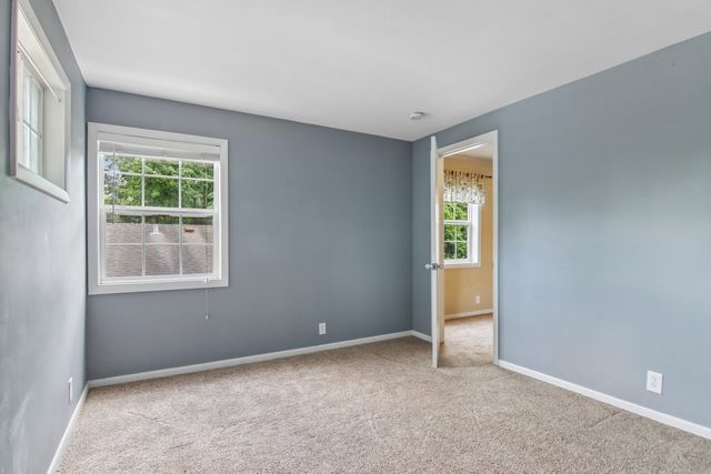 409 Hubbard Avenue, Elgin, IL 60123