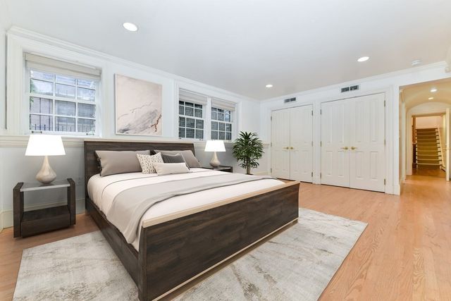 17 Willow Street 1, Boston, MA 02108