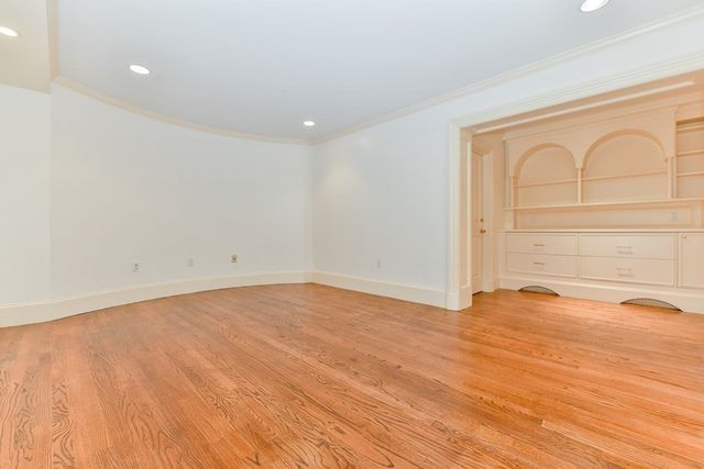 17 Willow Street 1, Boston, MA 02108