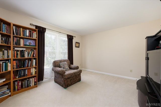 32 Forrester Court, Amherst, NY 14228