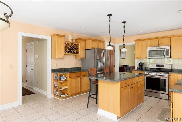32 Forrester Court, Amherst, NY 14228