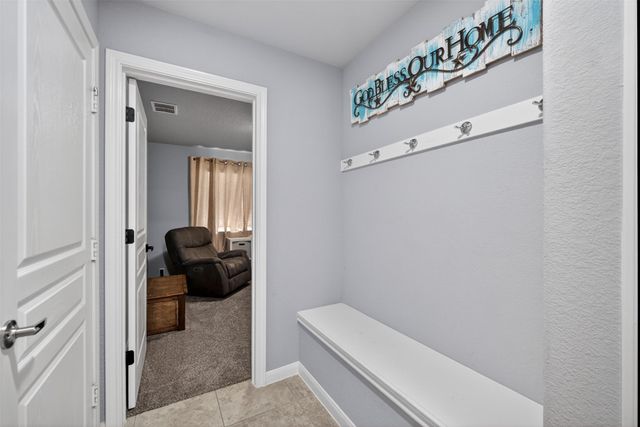 809 Cloverwood Drive, Fort Worth, TX 76036