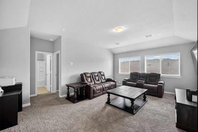 809 Cloverwood Drive, Fort Worth, TX 76036