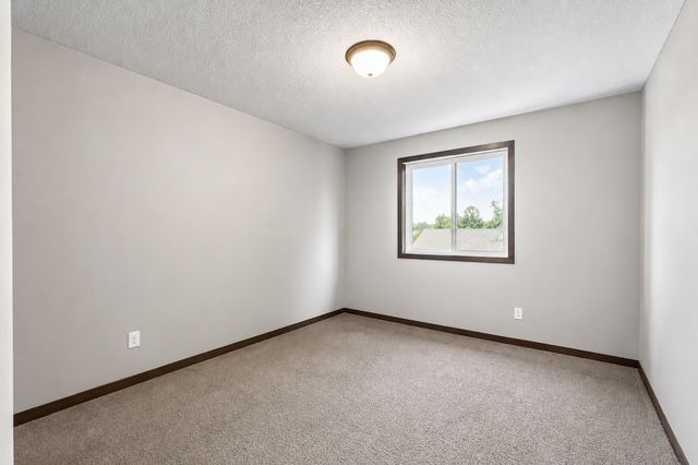 13794 186th Lane NW, Elk River, MN 55330