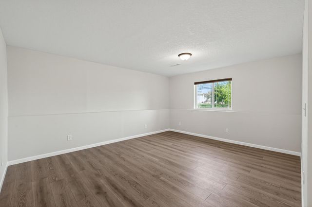 13794 186th Lane NW, Elk River, MN 55330