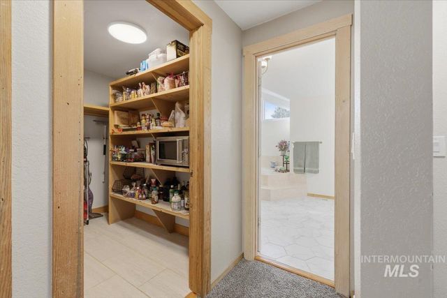 3020 Westview Lane, Nampa, ID 83686