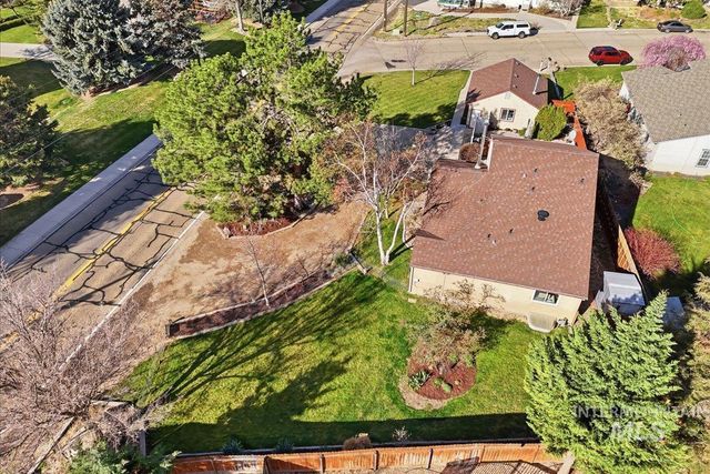 3020 Westview Lane, Nampa, ID 83686