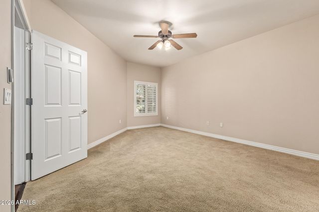 5450 E DEER VALLEY Drive 1214, Phoenix, AZ 85054