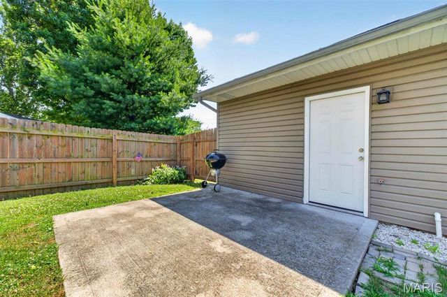 38 Neale Drive, Crystal City, MO 63019