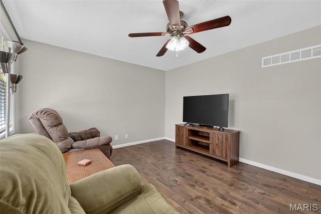38 Neale Drive, Crystal City, MO 63019