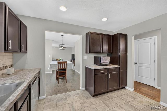 38 Neale Drive, Crystal City, MO 63019