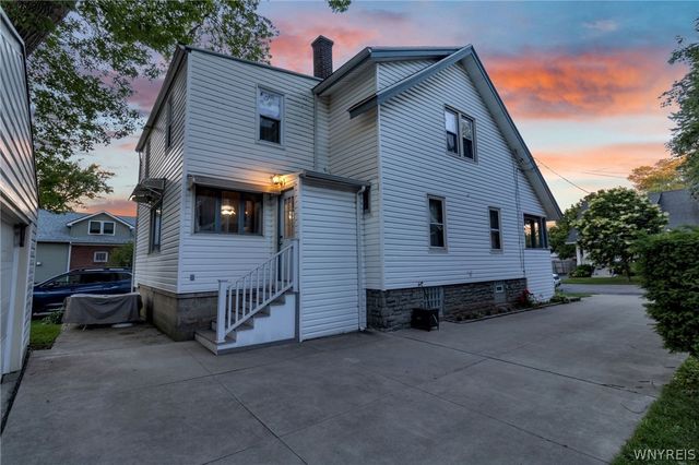64 Fruehauf Avenue, Amherst, NY 14226