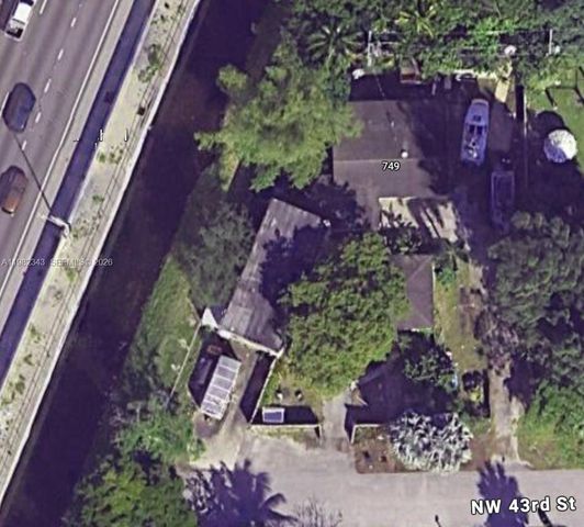749 NW 43rd St, Oakland Park, FL 33309